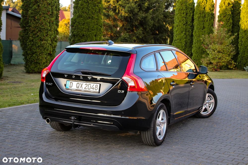 Volvo V60 D3 Summum - 8