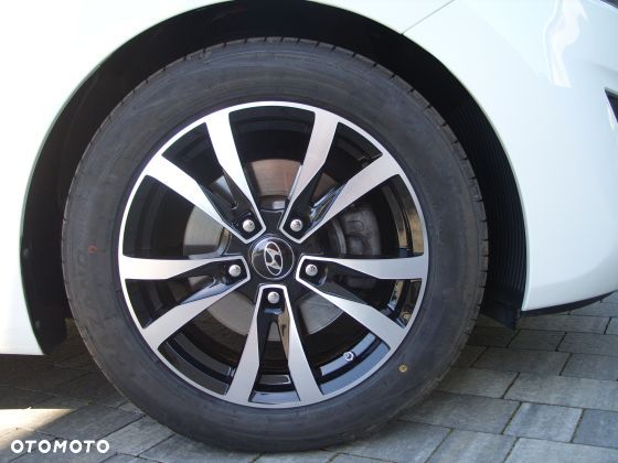 Hyundai i30 1.4 Classic + - 7