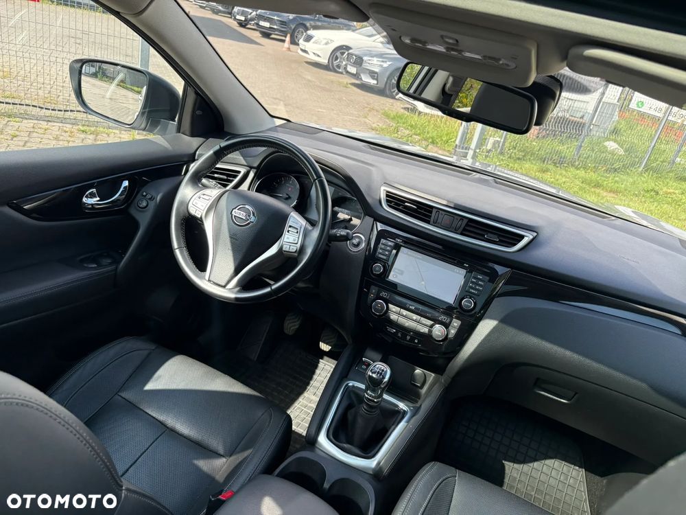 Nissan Qashqai 1.2 DIG-T Tekna+ - 25