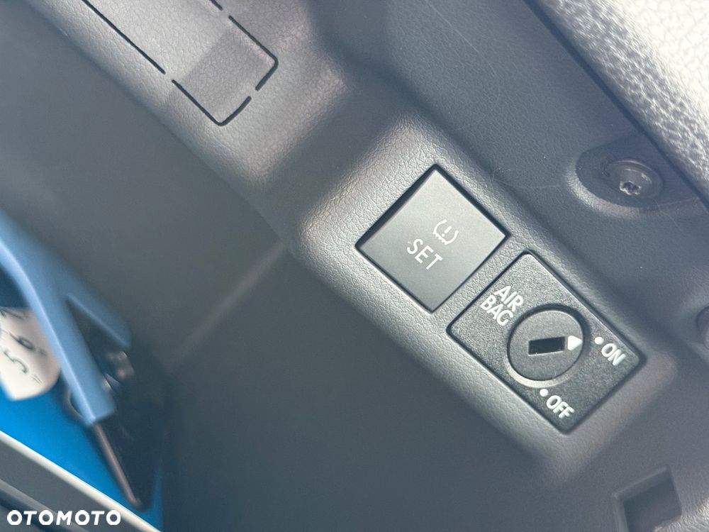 Volkswagen Polo 1.4 16V Highline - 29