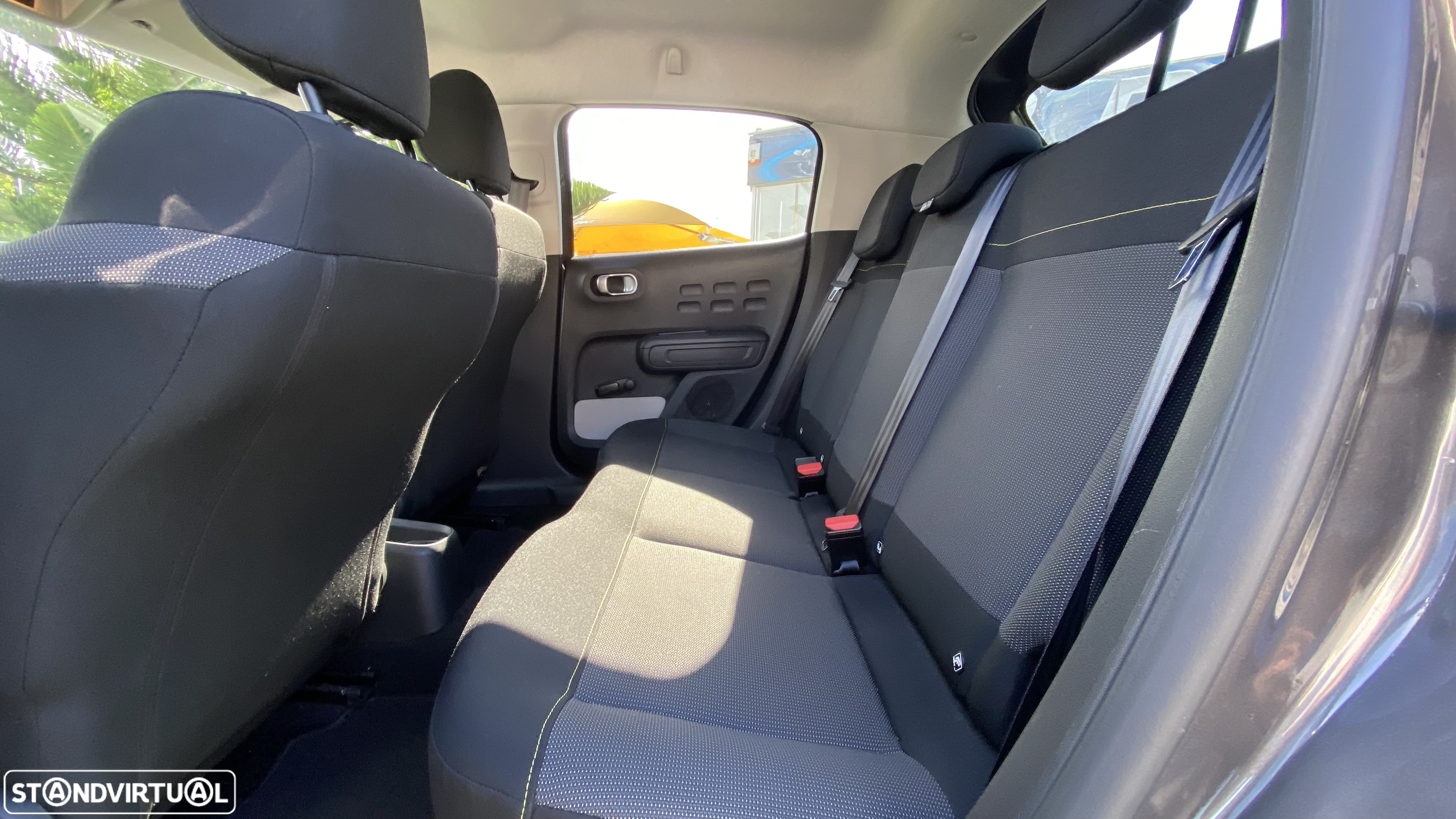 Citroën C3 1.5 BlueHDi Shine - 20