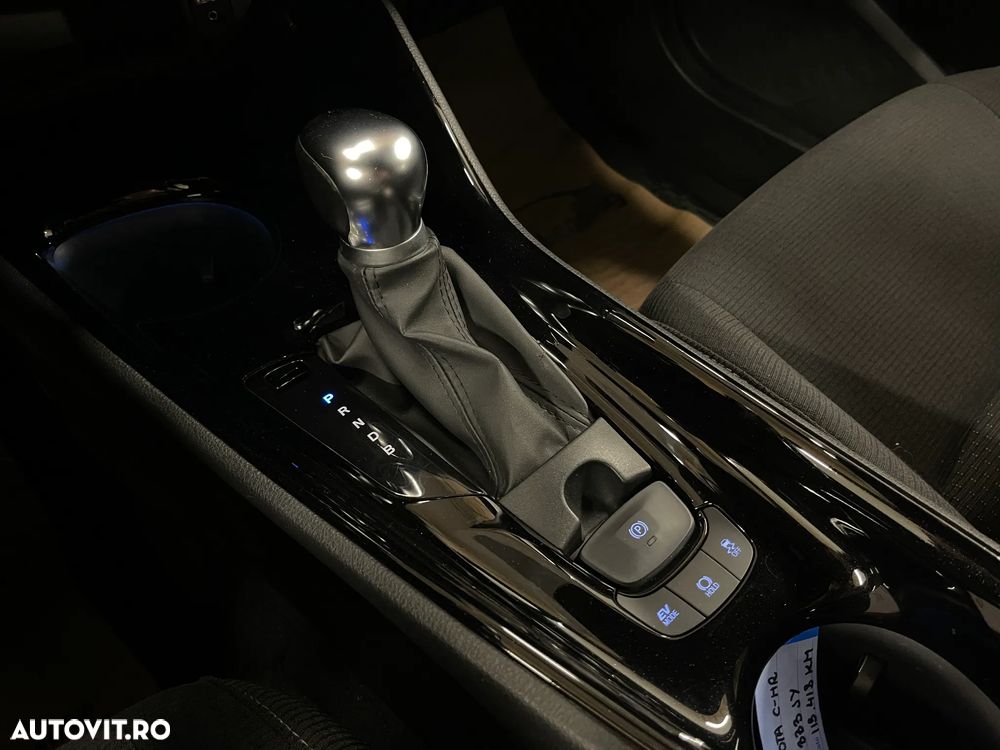 Toyota C-HR 1.8 HSD 4x2 CVT C-lassy - 24