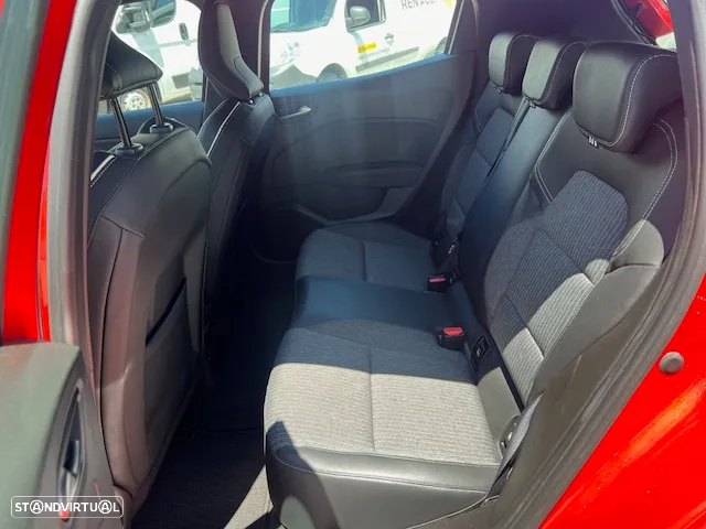 Renault Clio BLUE dCi 100 INTENS - 10