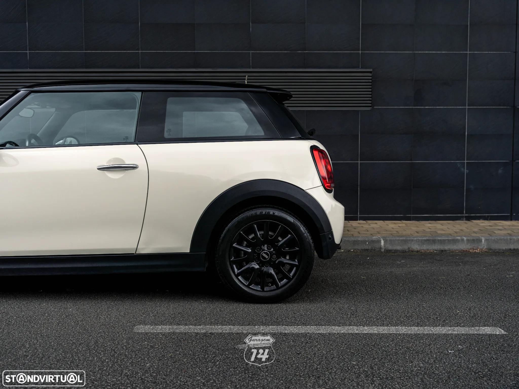 MINI 3 Portas One D - 49