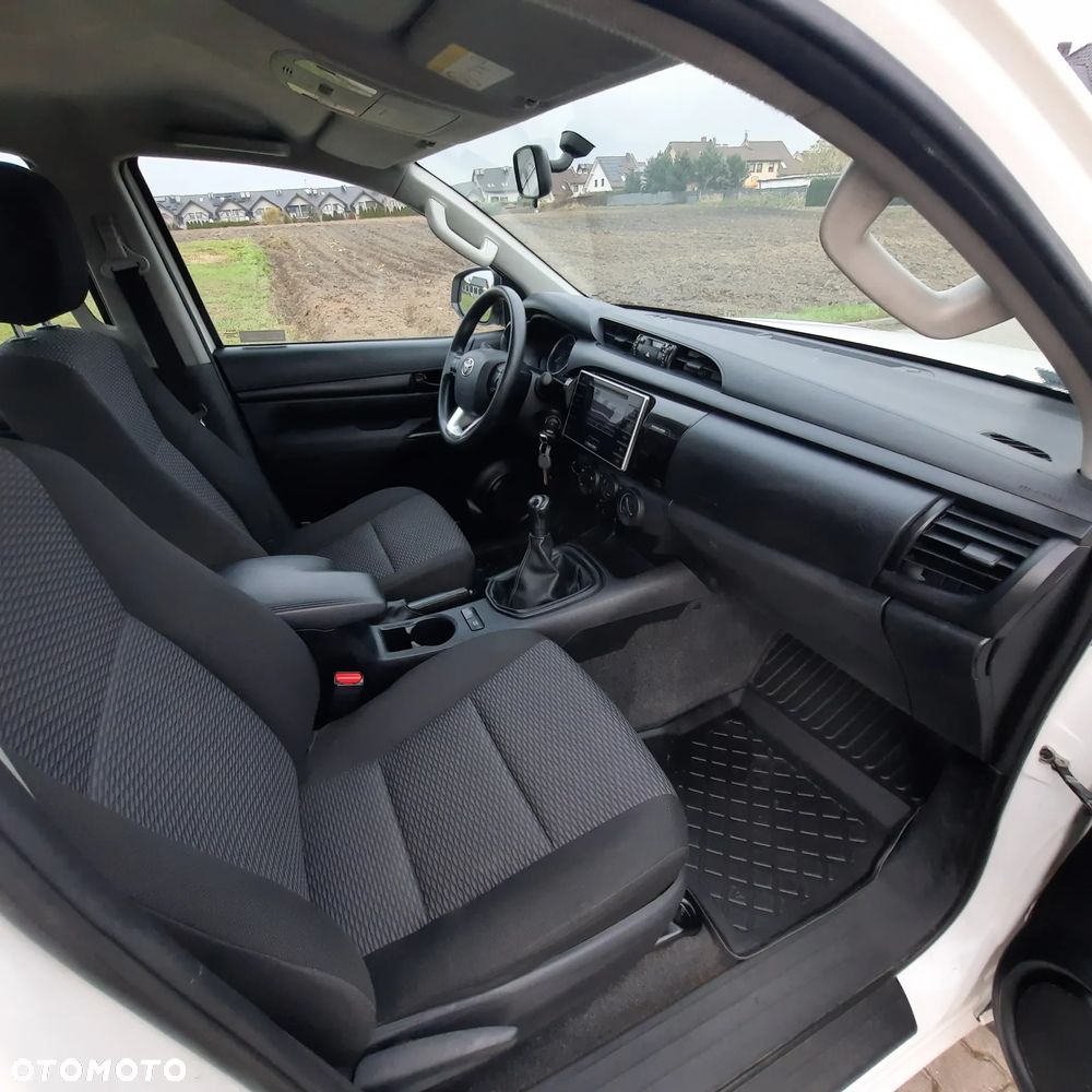 Toyota Hilux 2.4 D-4D Double Cab DLX 4x4 - 7