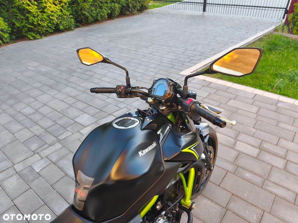 Kawasaki Z 650 - 12