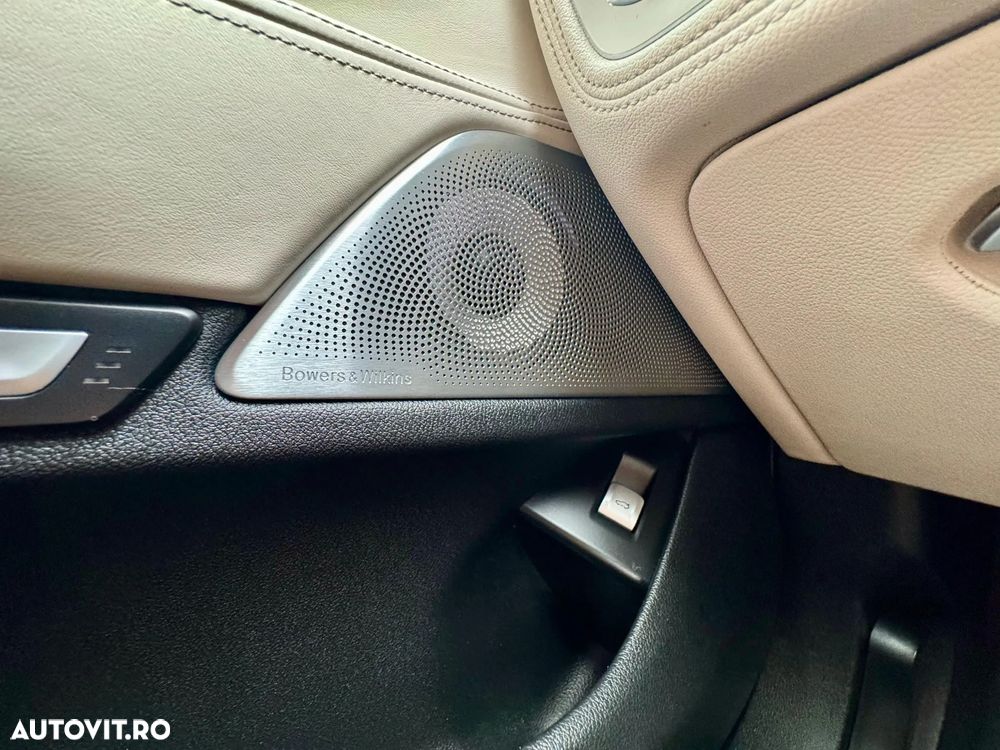 BMW Seria 7 730d xDrive - 32