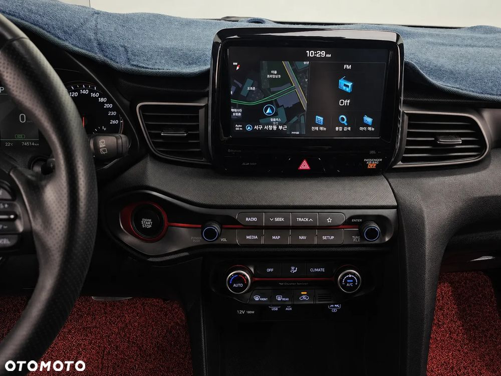 Hyundai Veloster - 14