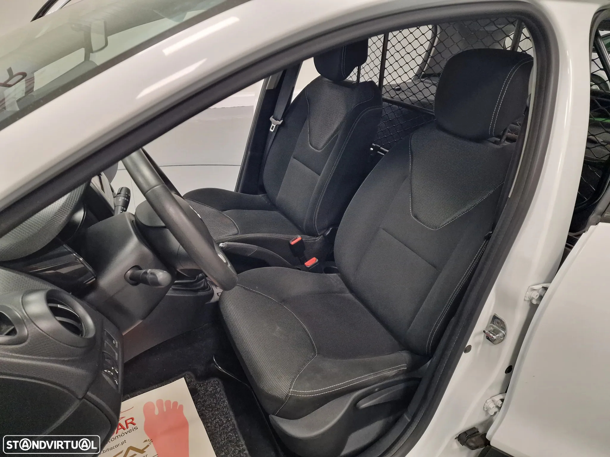 Renault CLIO SOCIETE 1.5 DCI ZEN GPS IVA DEDUTIVEL - 36