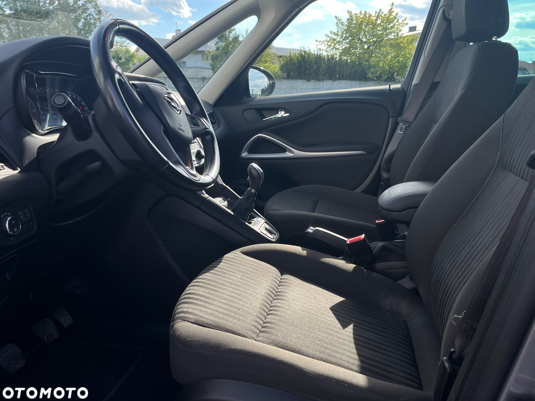 Opel Zafira 1.6 D (CDTi ecoFLEX) Start/Stop Active - 10