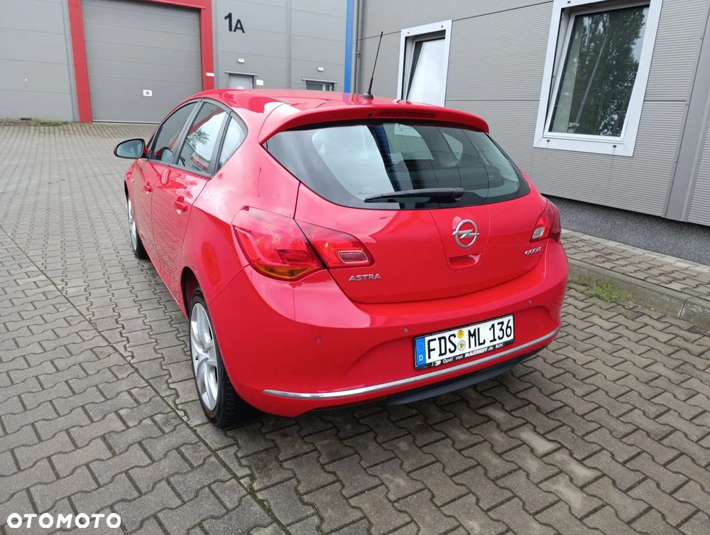 Opel Astra 1.4 Enjoy - 11