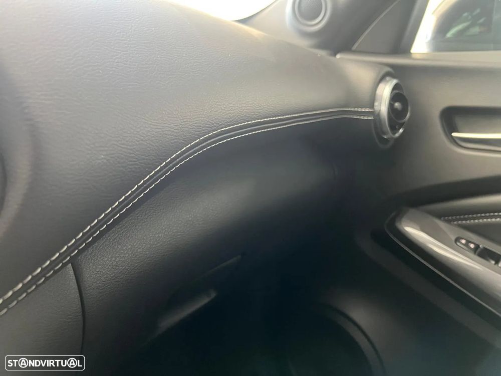 Nissan Juke 1.0 DIG-T N-Connecta - 23