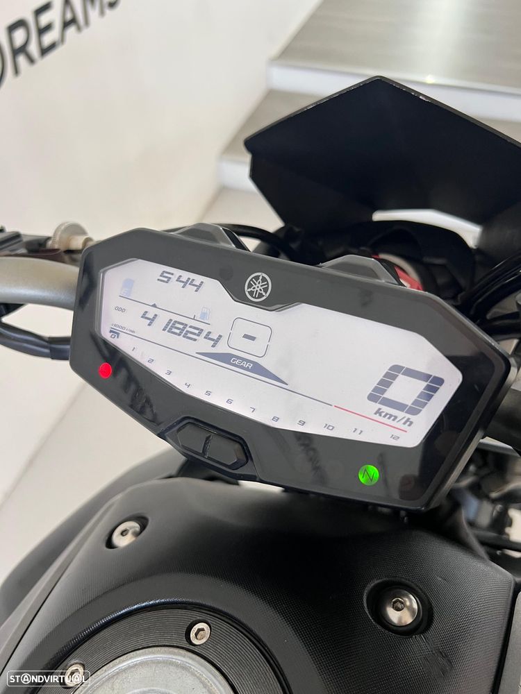 Yamaha MT-07 - 10