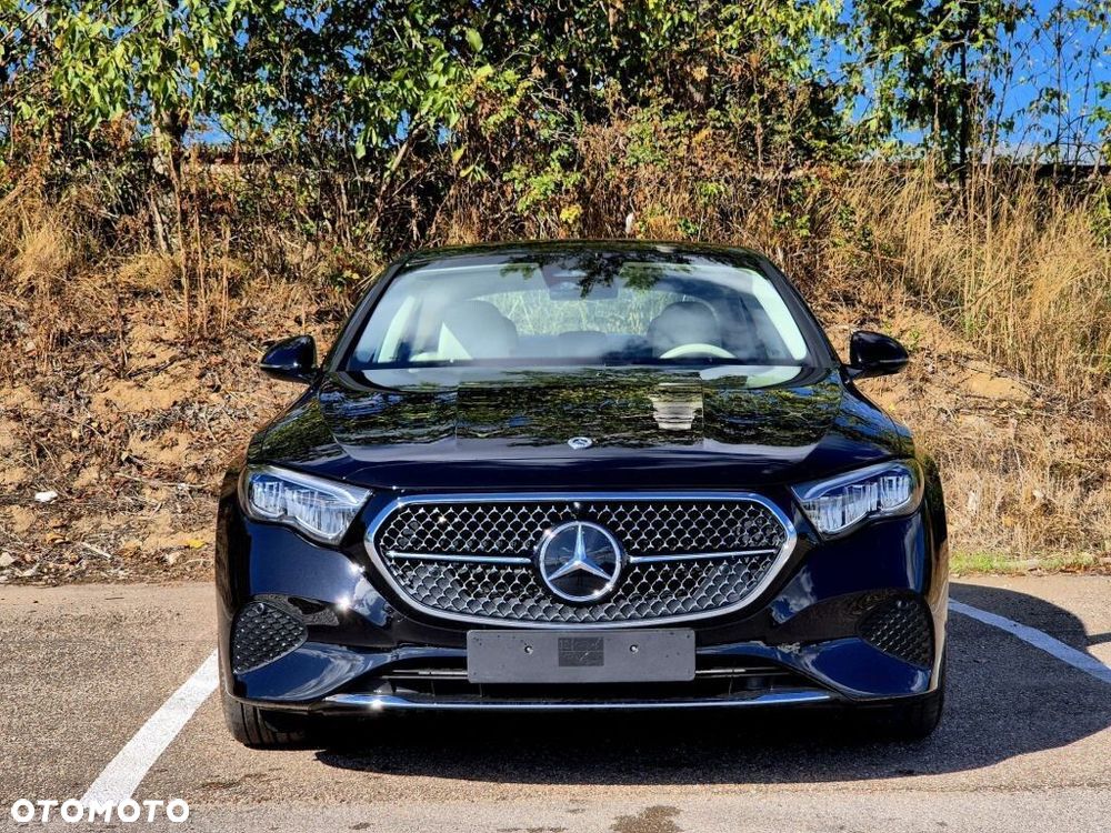Mercedes-Benz Klasa E 220 d 9G-TRONIC Edition AVANTGARDE - 3