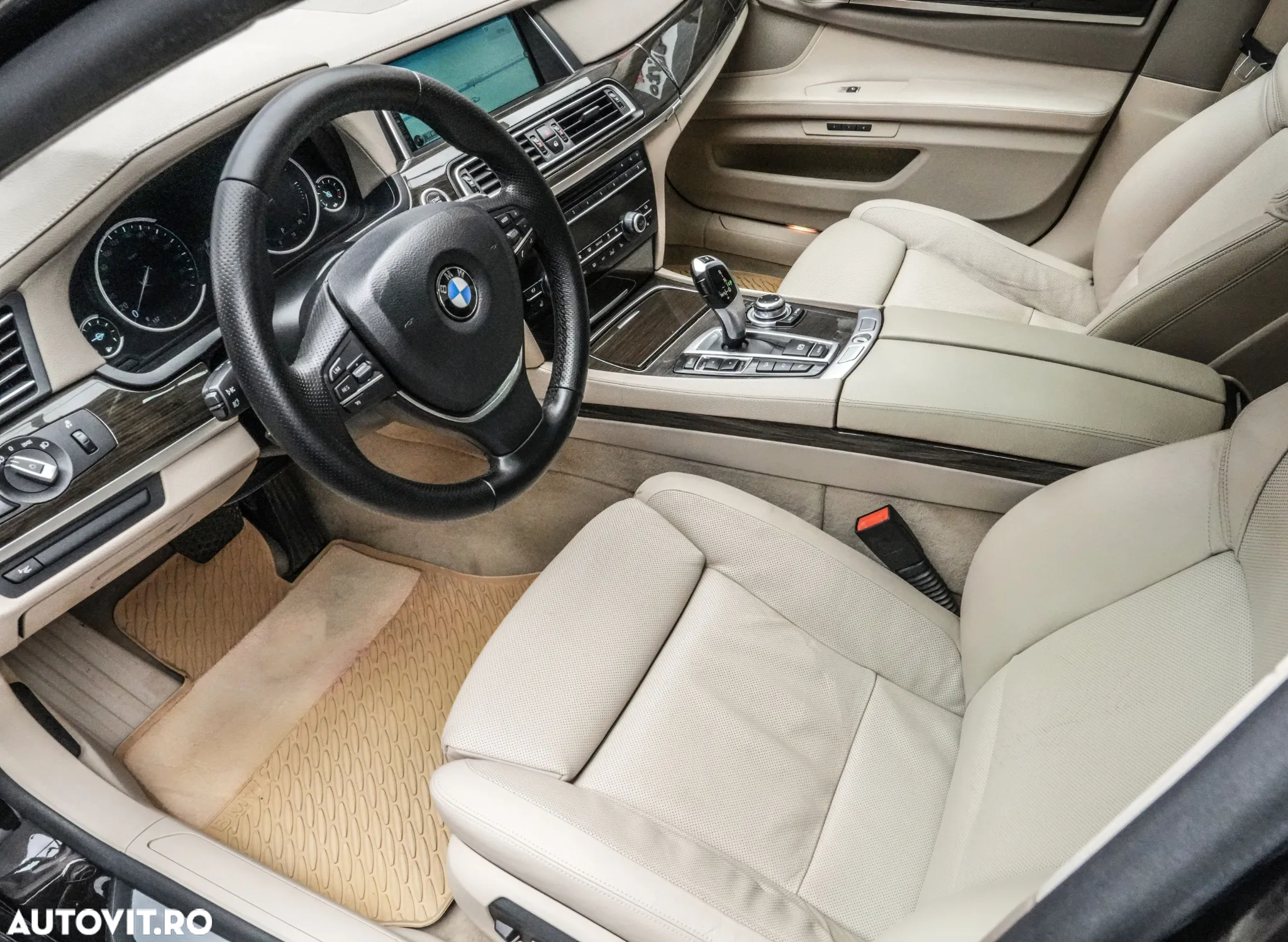 BMW Seria 7 730d xDrive - 14