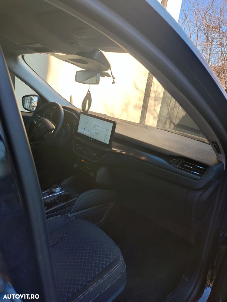 Ford Kuga 1.5 EcoBoost A8 FWD Titanium - 12