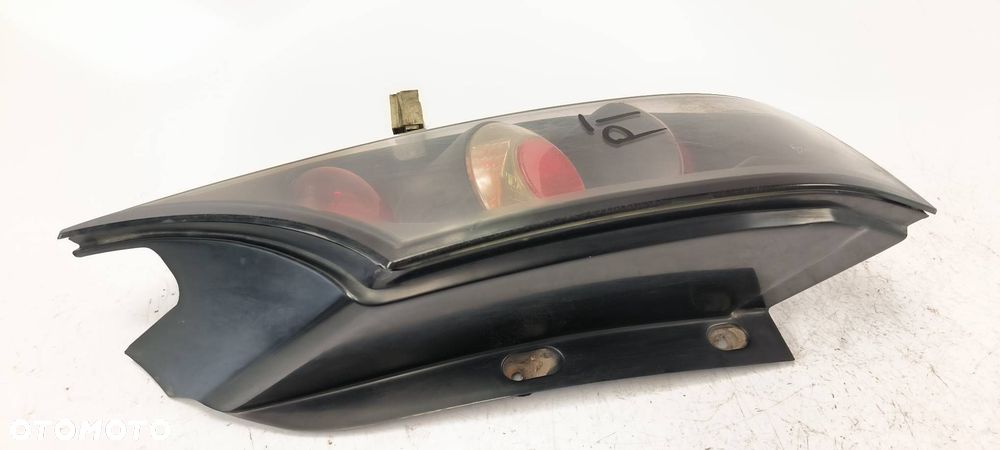 LAMPA PRAWA TYŁ RENAULT MEGANE SCENIC II - 3