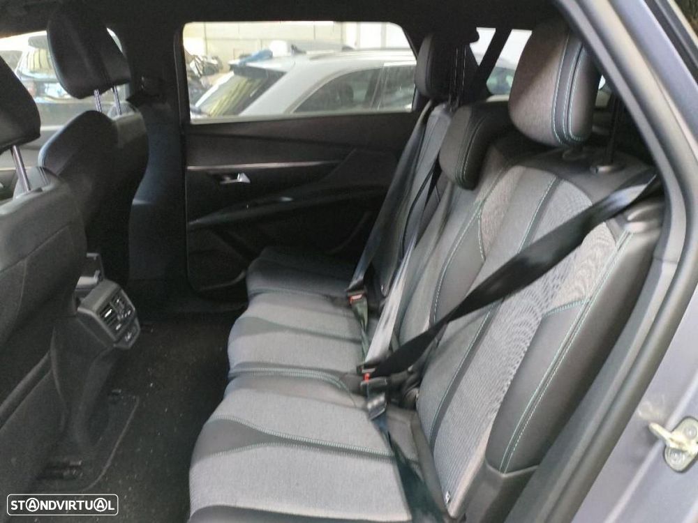 Peugeot 5008 - 5