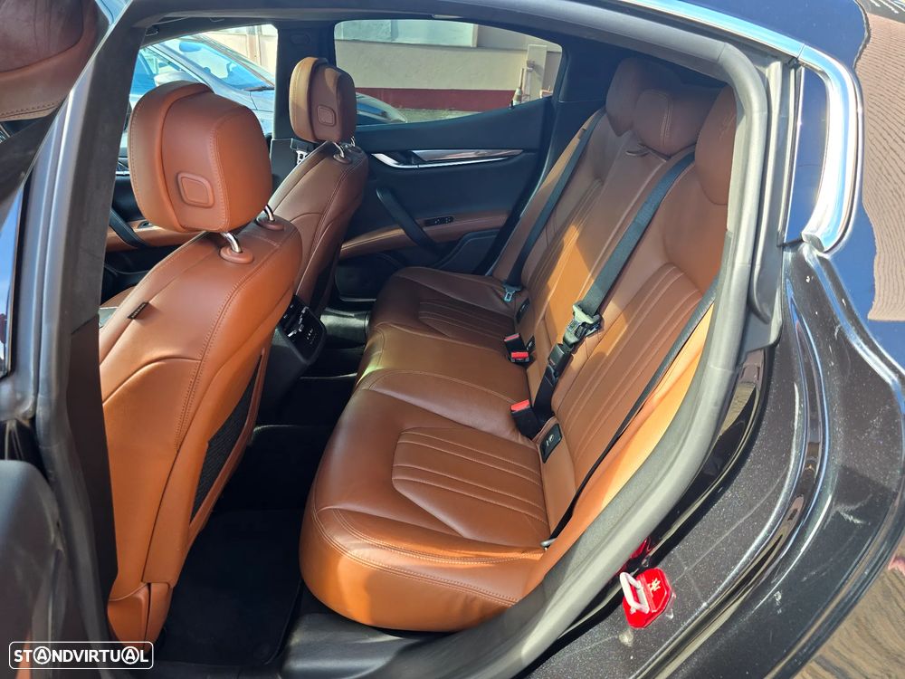Maserati Ghibli Auto - 19