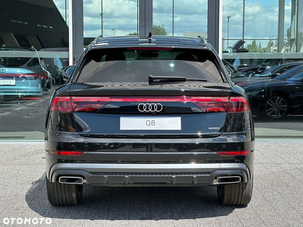 Audi Q8 - 9