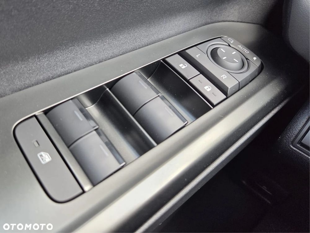 Toyota C-HR+ 77kWh 4x4 Executive - 25