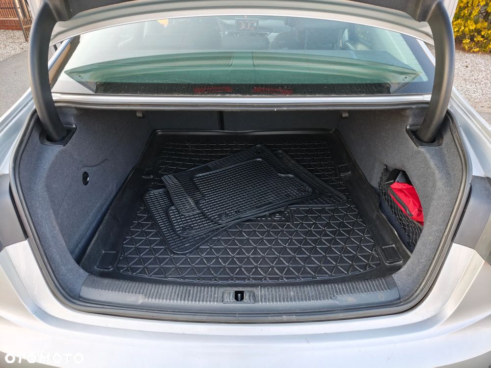 Audi A6 Limousine 2.0 TDI - 16