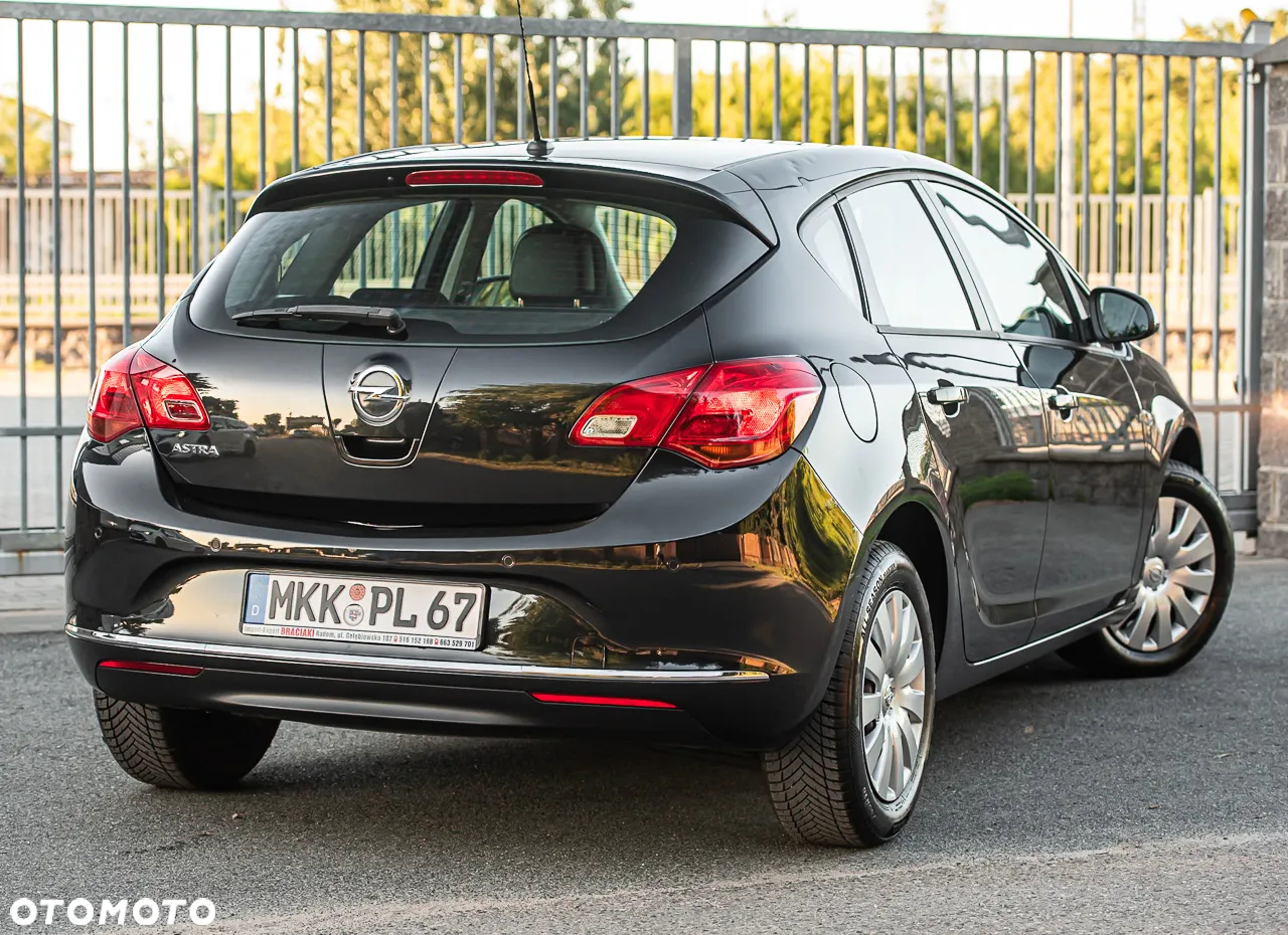 Opel Astra 1.4 Turbo Exklusiv - 12