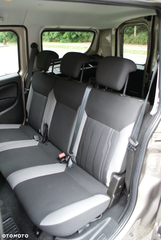 Fiat Doblo Maxi Active - 10