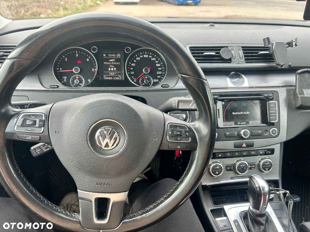 Volkswagen Passat 2.0 TDI Comfortline DSG - 5