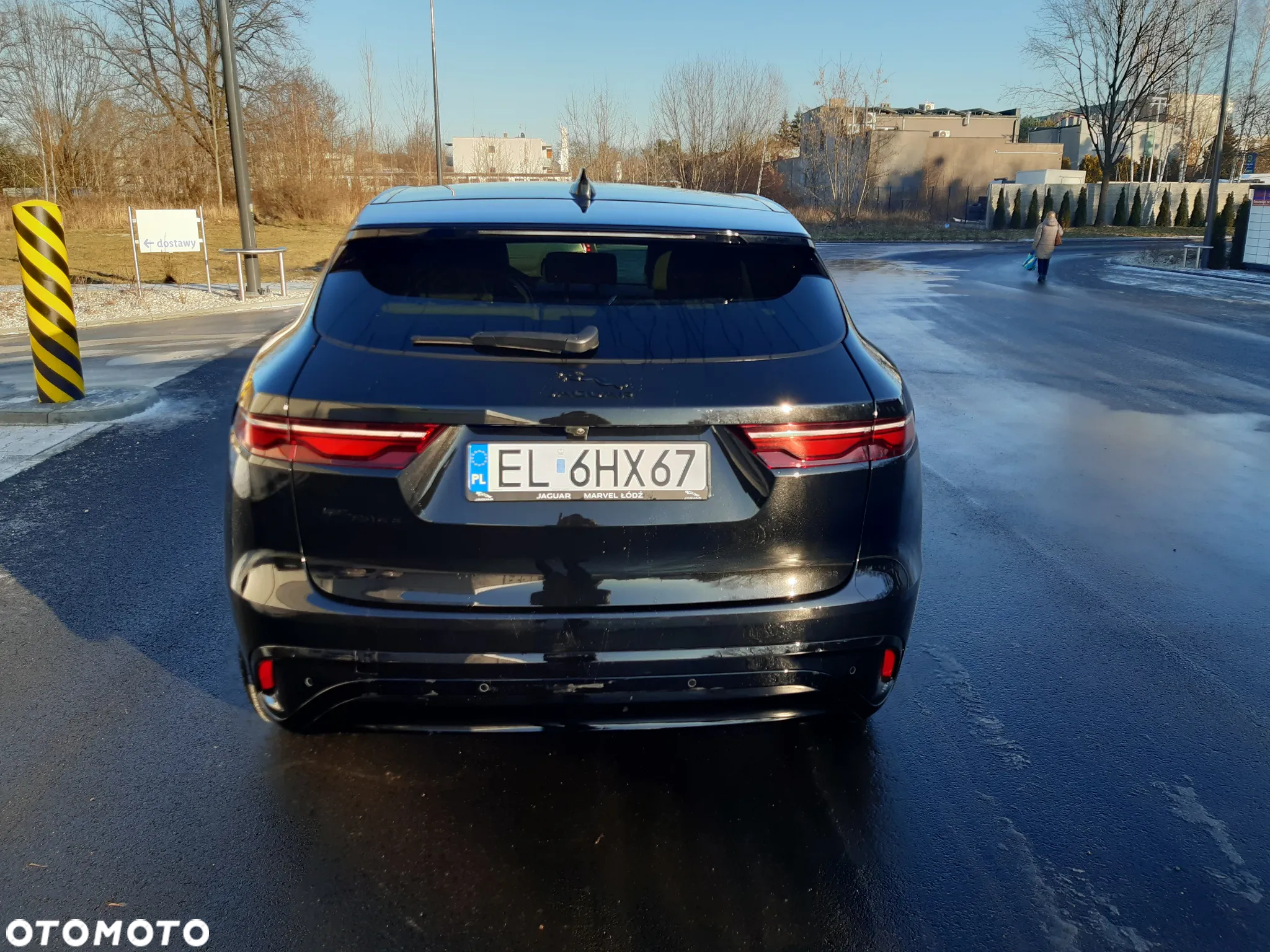 Jaguar F-Pace P250 AWD R-Dynamic Black - 24