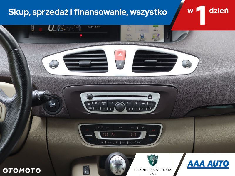 Renault Scenic - 17