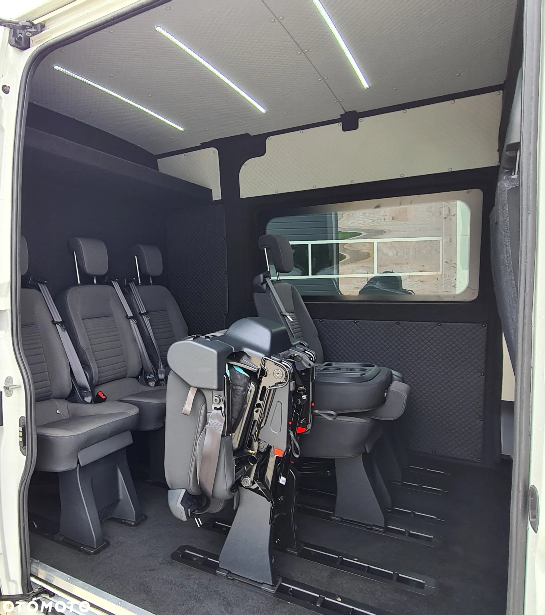 Peugeot BOXER L4H2 MAXI BRYGADÓWKA 9 OSÓB NAVI TEMPOMAT NR.84 - 21