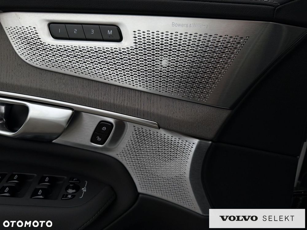 Volvo XC 90 - 29