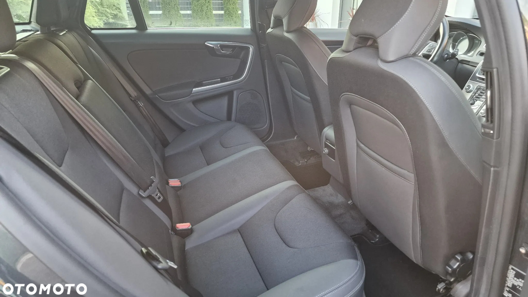 Volvo V60 D4 Drive-E Summum - 25