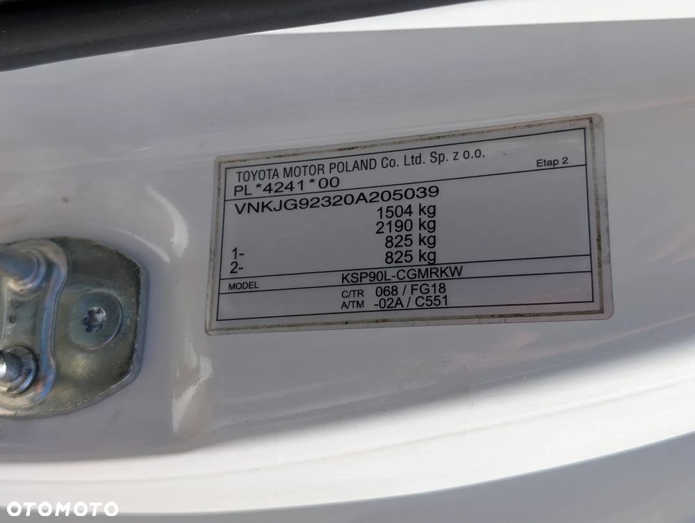 Toyota Yaris - 19