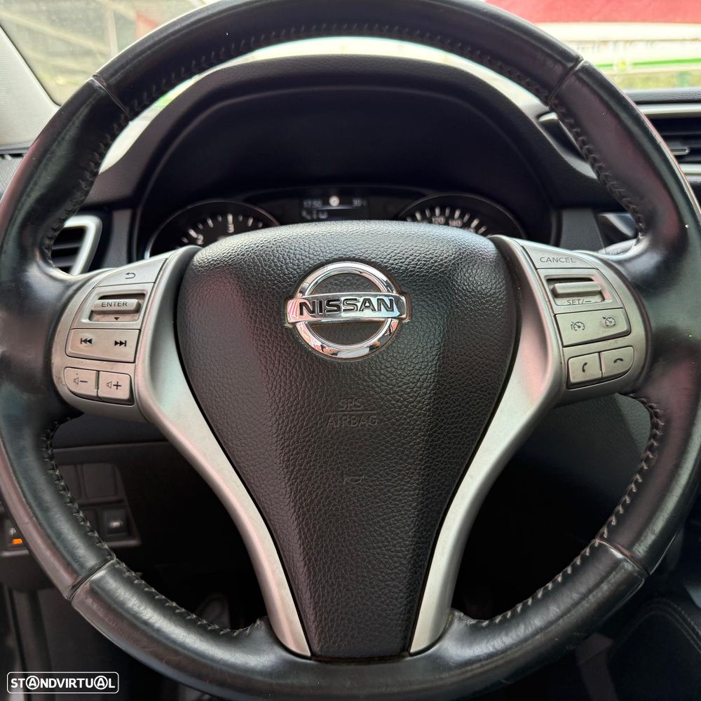 Nissan Qashqai 1.6 dCi N-Connecta 18 RS+PS - 17