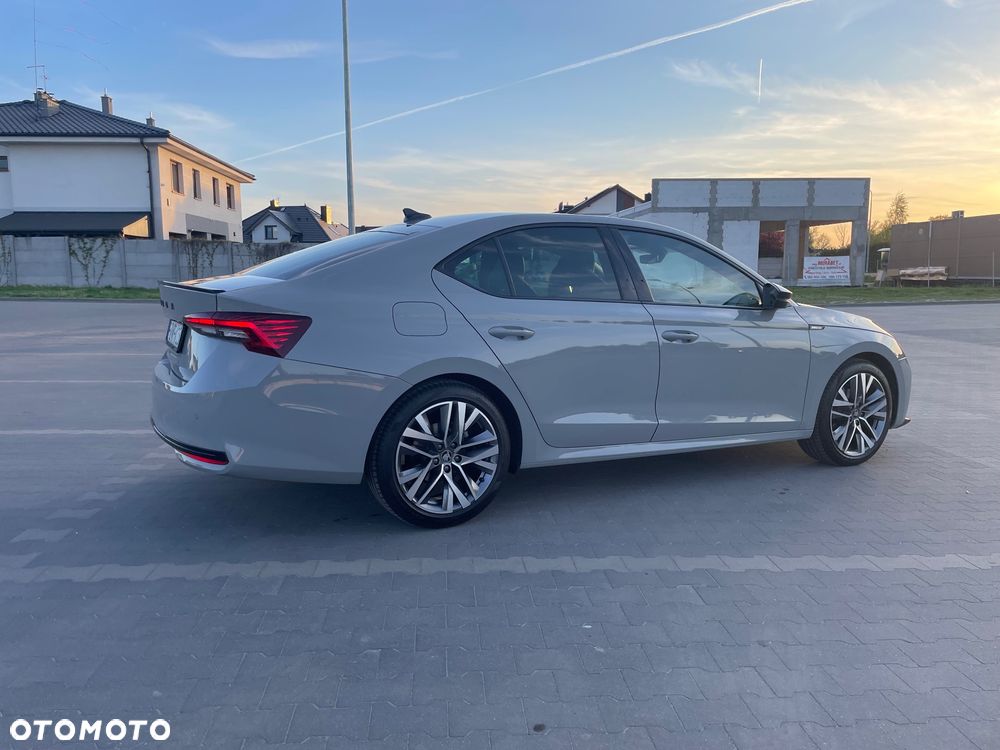 Skoda Octavia 2.0 TDI Sportline DSG - 30