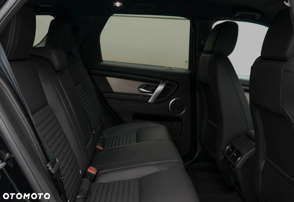Land Rover Discovery Sport 2.0 D200 mHEV R-Dynamic SE - 29