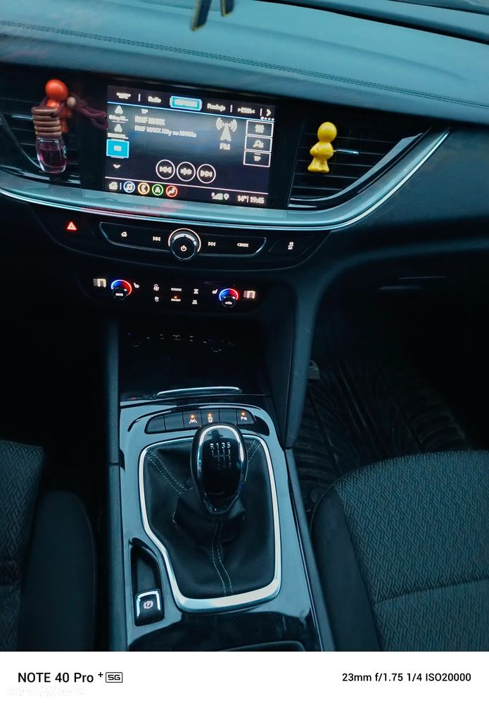 Opel Insignia 1.6 (118g) Edition - 3