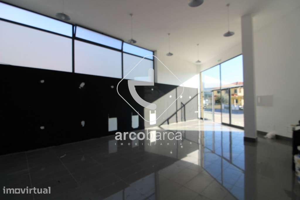 Vende-se Loja com58,5m2 - 84,500 Euros - Ponte da Barca - Grande imagem: 4/10