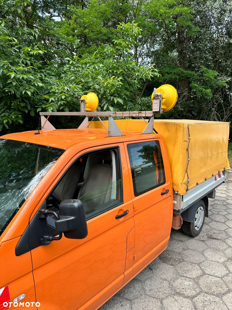 Volkswagen Transporter - 4