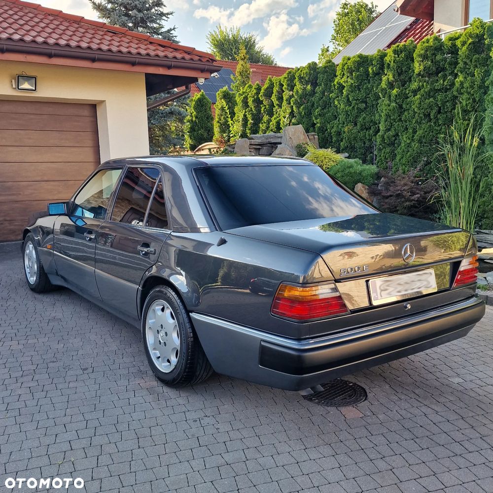 Mercedes-Benz W124 (1984-1993) - 2