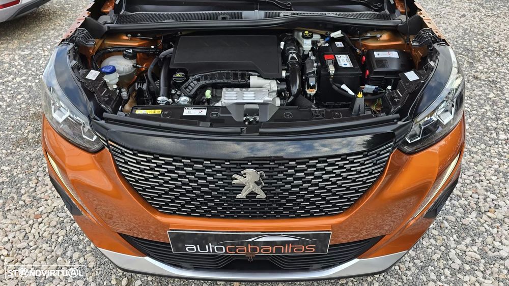 Peugeot 2008 1.2 PureTech Allure Pack EAT8 - 23
