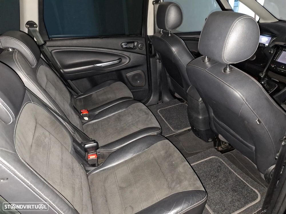 Ford S-Max 2.0 TDCi Titanium Busine.7L - 18