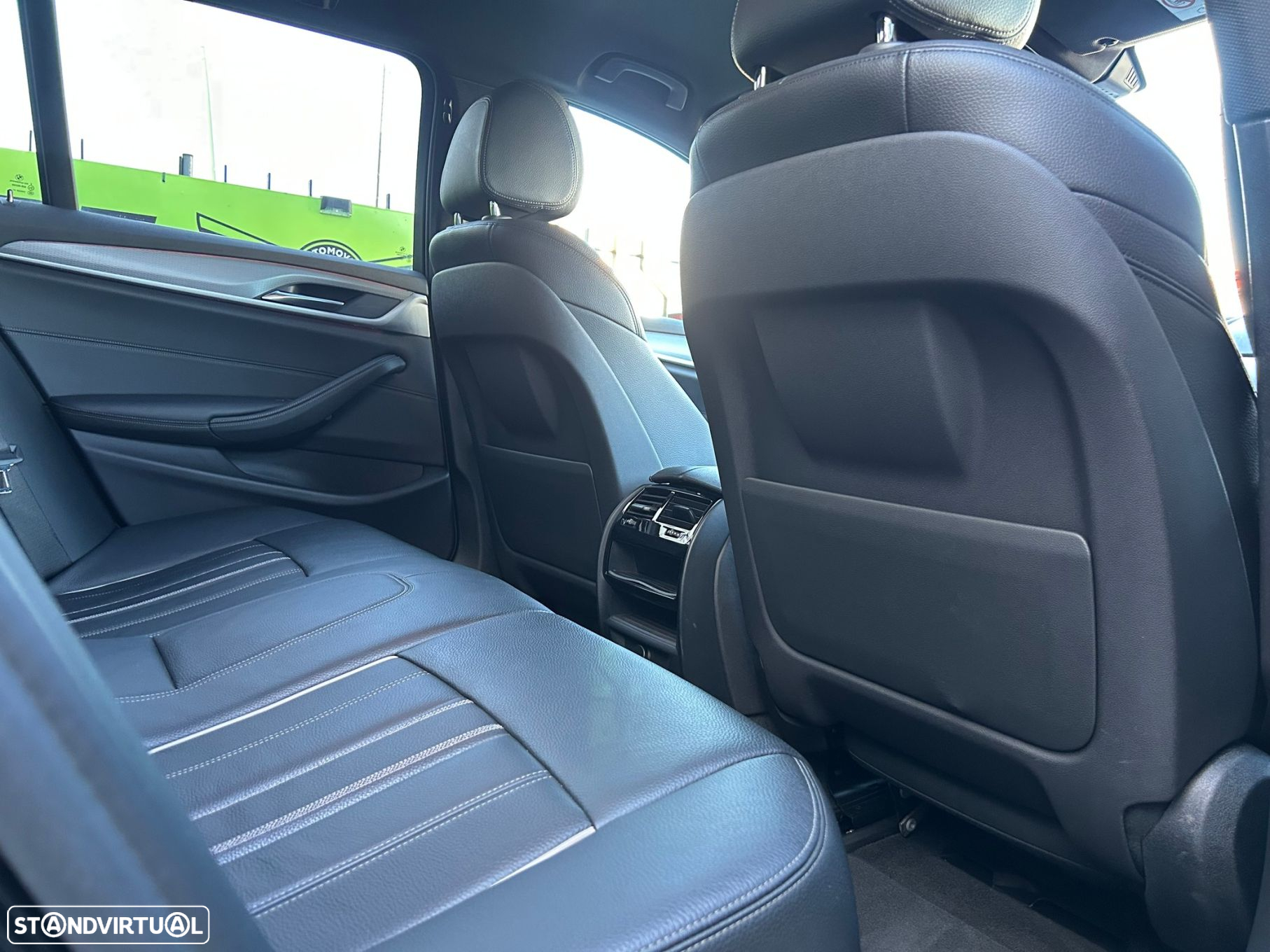 BMW 530 d Pack M Auto - 26