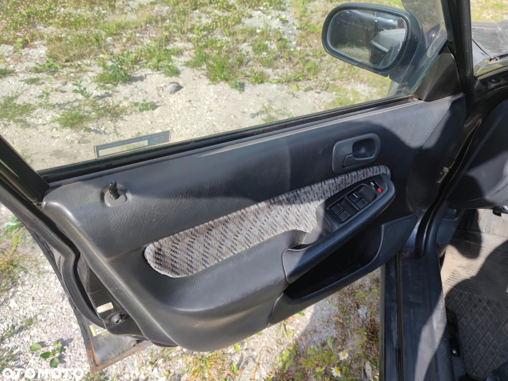 Honda Civic VI sedan 1.4 D14Z2 na części - 8