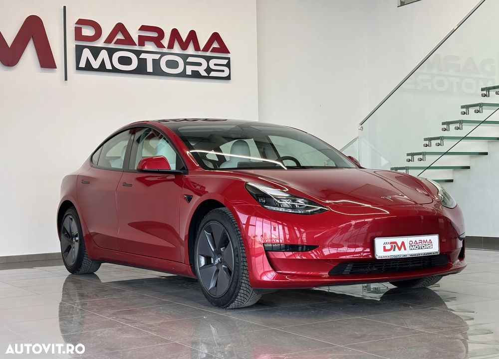 Tesla Model 3 Standard Reichweite Plus Hinterradantrieb - 3