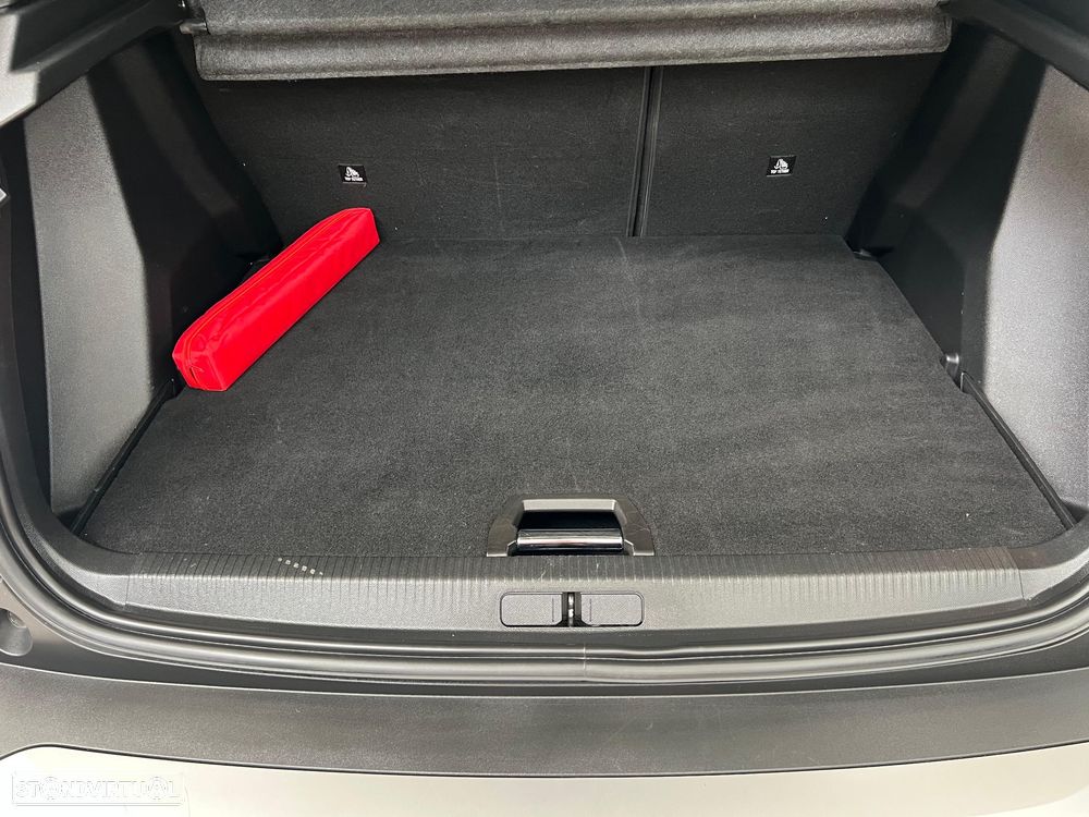 Peugeot 2008 1.2 PureTech Allure Pack EAT8 - 33