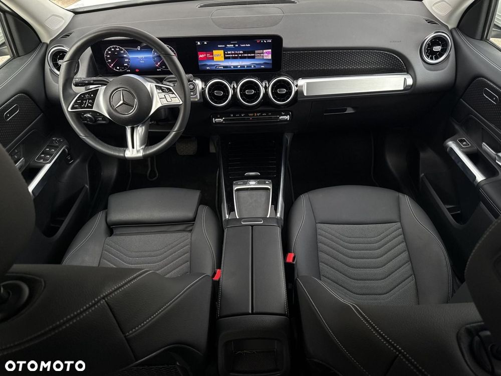 Mercedes-Benz GLB - 18