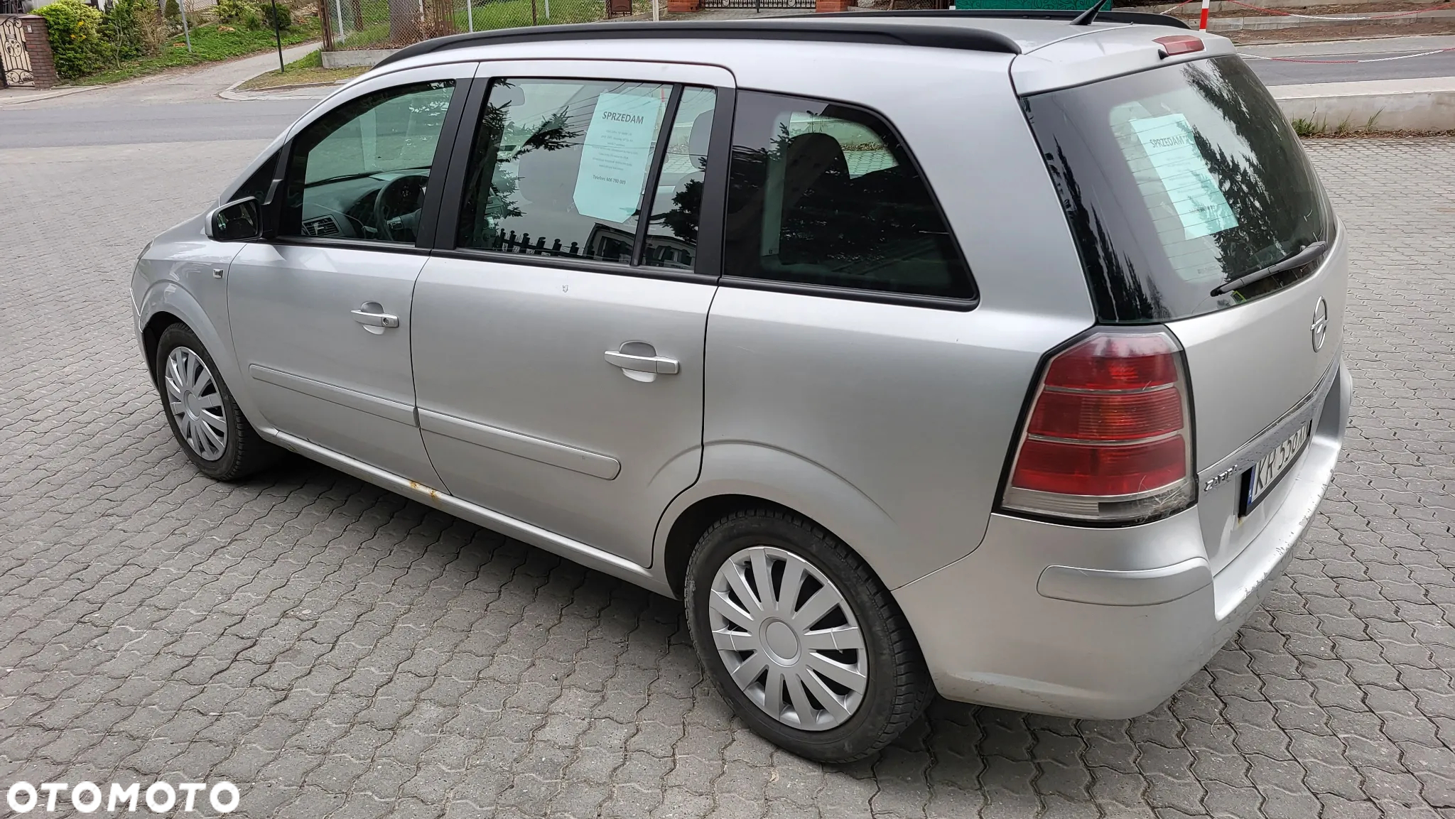 Opel Zafira - 4
